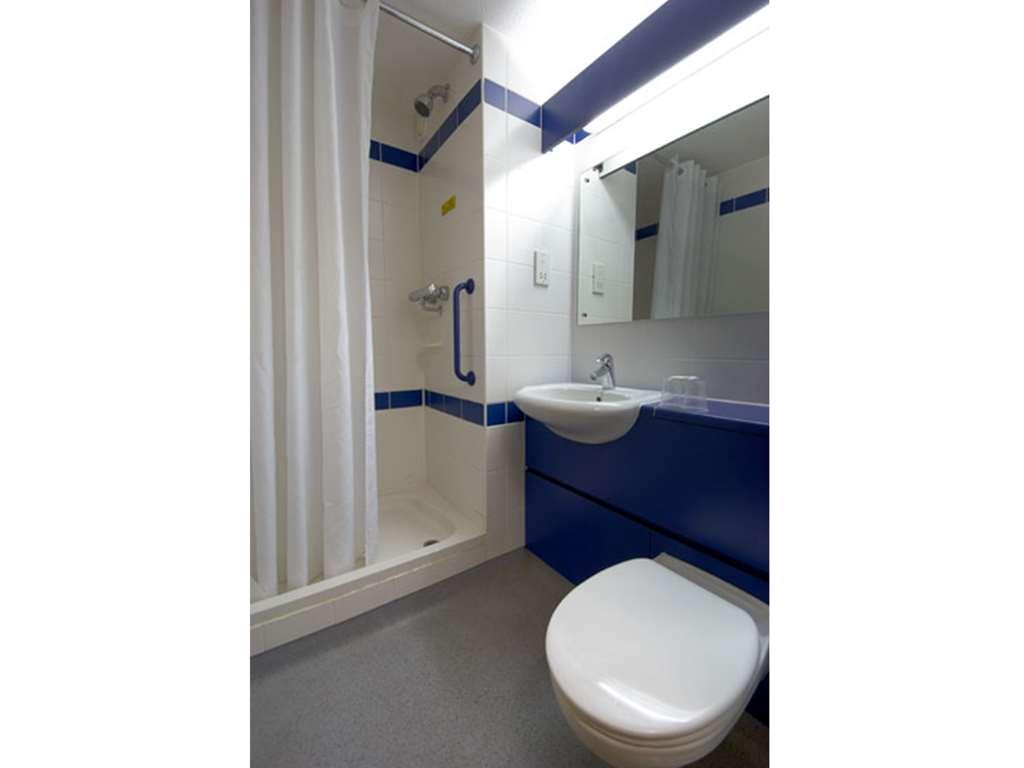 Travelodge ハリファックス 部屋 写真