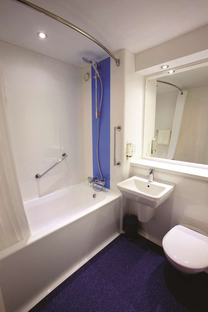 Travelodge ハリファックス 部屋 写真